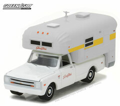 1/64 1968 Chevy C20 Cheyenne with Silver Streak Camper
