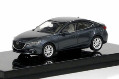 1/64 MAZDA AXELA SEDAN (2014) Meteor Gray Mica