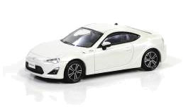 Diecast Model 1/64 TOYOTA 86 GT White