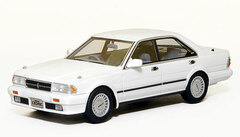 Hi-Story Resin Mini Car 1/43 Pure White Nissan Cedric Gran Turismo SV (1989)