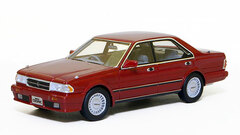 Hi-Story Resin Mini Car 1/43 Red Nissan Cedric Gran Turismo SV (1989)