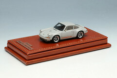 1/64 Singer 911 (964) Coupe Light Gray