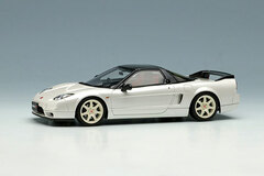1/43 Handa NSX-R (NA2) 2002 Platinum White Pearl (Red Seat)