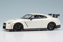 1/43 NISSAN GT-R NISMO N Attack Package 2014 Brilliant White Pearl
