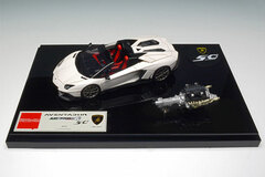 1/43 Lamborghini Aventador 50 Anniversario LP720-4 Roadster w/Engine White