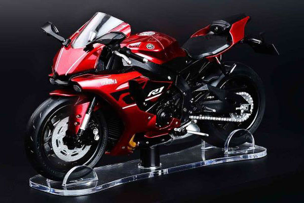 1/18 YAMAHA YZF-R1 2018 Red