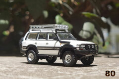 1/64 Toyota Land Cruiser LC80 Off-road Version LHD White