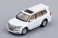 1/64 Toyota Land Cruiser 200 White