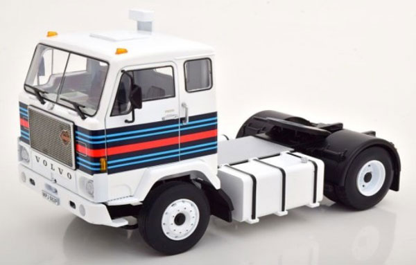 1/18 Volvo F88 1975 Martini Team