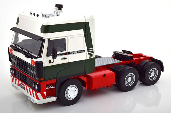 1/18 DAF 3600 Space Cab 1986 green/red/white