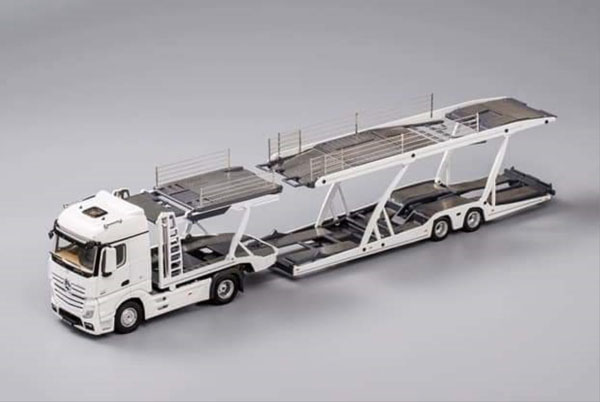 1/64 Mercedes-Benz Actros (High Top) White