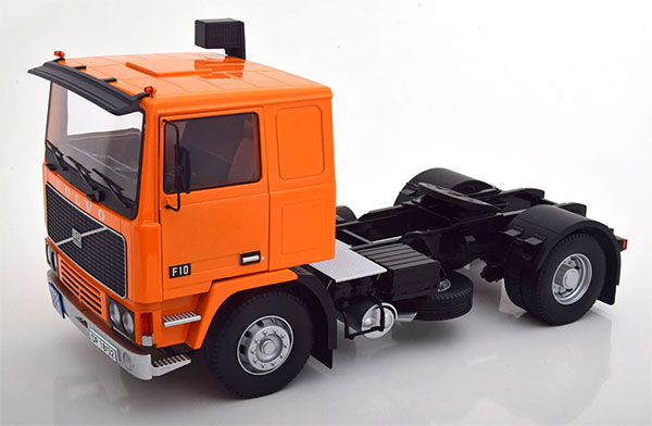 1/18 Volvo F10 1977 orange/black with Decal-Set