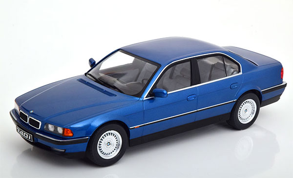 1/18 BMW 740i E38 1.series 1994 blue-metallic