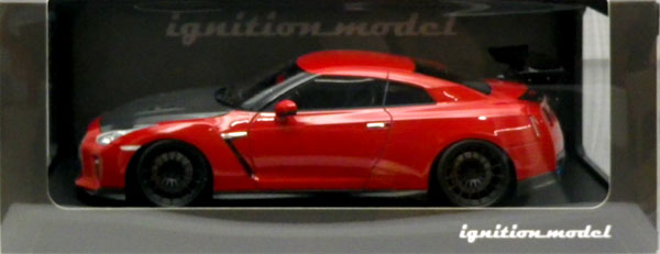 1/18 NISSAN GT-R (R35) Premium Edition Red