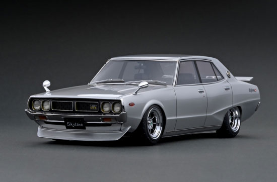1/18 Nissan Skyline 2000 GT-X (GC110) Silver