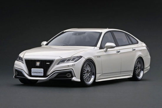 1/18 Toyota Crown (220) 3.5L RS Advance White
