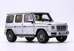 1/18 Mercedes-Benz G-Class (W 463) 2018 Silver [EXCLUSIVE FOR ALMOST REAL]