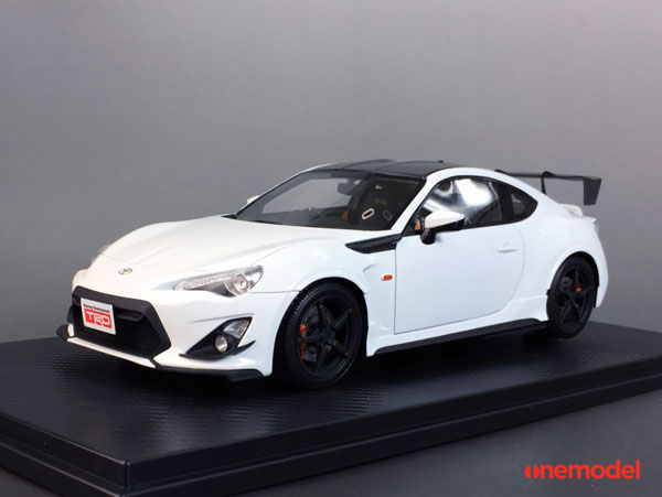 1/18 Toyota TRD 86 14R60 White