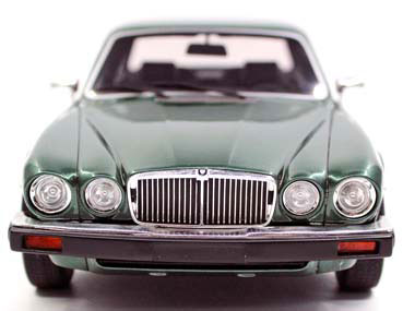 1/18 Jaguar XJS 1982 Light Metallic Green