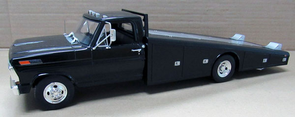 1/18 1970 Ford F-350 Ramp Truck