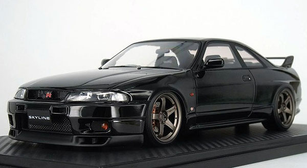 1/18 Nissan Skyline GT-R (BCNR33) V-spec Black