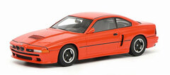 1/18 BMW M8 Red
