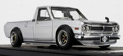 1/43 Nissan Hakotora Long Silver
