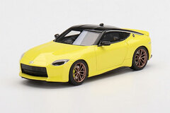 1/43 Nissan Fairlady Z Proto Spec 2023 Lightning Yellow (Right-hand Steering)