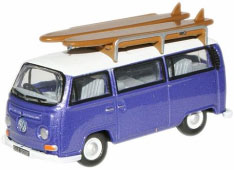 1/76 VWBus (w/Surf Board) Metallic Purple/White