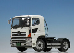 1/50 Hino Profia SH 4x2 Low Roof White