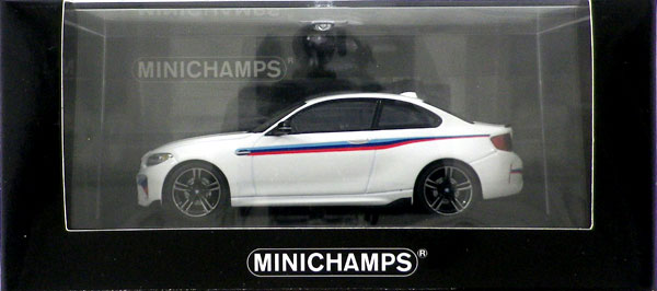 1/43 BMW M2 2016 White Presentation