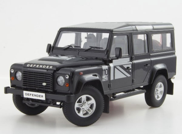 1/18 Land Rover Defender 110 RHD Black