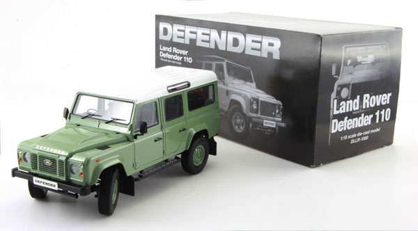 1/18 Land Rover Defender 110 RHD Green