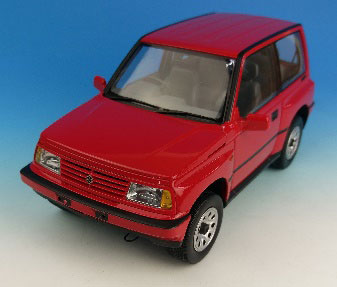 1/18 Suzuki Escudo Red