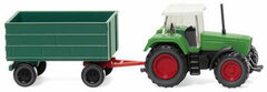 1/160 Fendt Favorit w/Trailer
