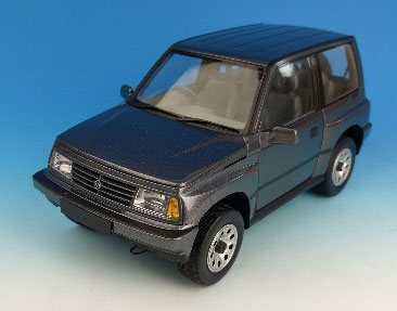 1/18 Suzuki Escudo Gray
