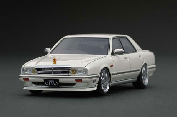 1/43 Nissan Cedric Sima (Y31) Pearl White