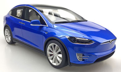 1/18 Tesla Model X 2016 (Metallic Blue)