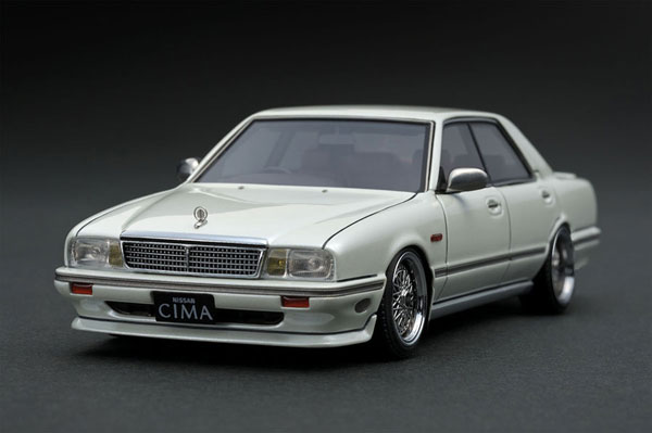 1/43 Nissan Gloria Cima (Y31) Pearl White