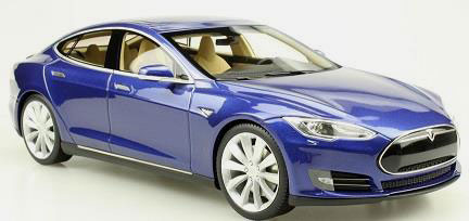1/18 TESLA Model S 2012 (Blue)