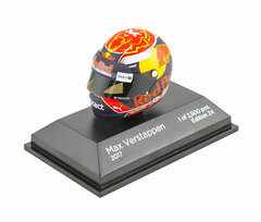 1/8 Arai Helmet Max Verstappen 2017