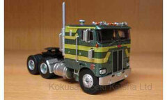 1/64 Peterbilt 352 Pacemaker 1979 Metallic Green/Gold 86 Inch Schlaf Cabin