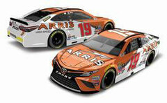 1/64 NASCAR Cup Series 2017 Toyota Camry ARRIS #19 Daniel Suarez