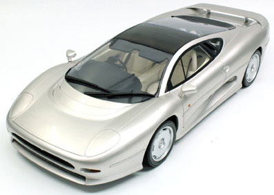 1/18 Jaguar XJ220 1992 (Silver)