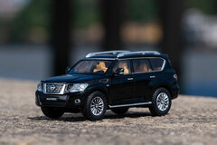 1/64 Nissan Patrol - LHD Black