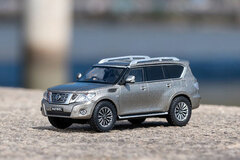 1/64 Nissan Patrol - RHD Titan Silver