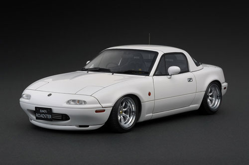 1/18 Eunos Roadster (NA) White