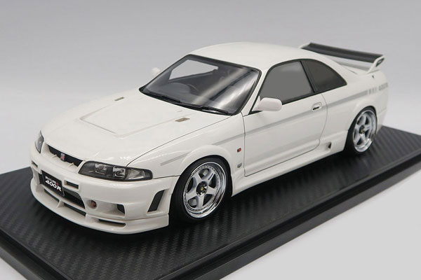 1/18 Nismo R33 GT-R 400R White