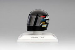1/8 Miniature Helmet: James Hunt 1973 Hesketh Racing