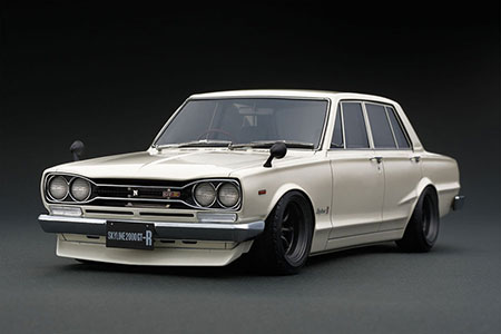 1/18 Nissan Skyline 2000 GT-R (PGC10) White